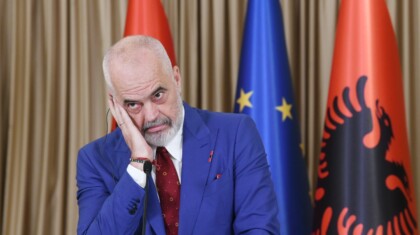 1688757403 1688757327771