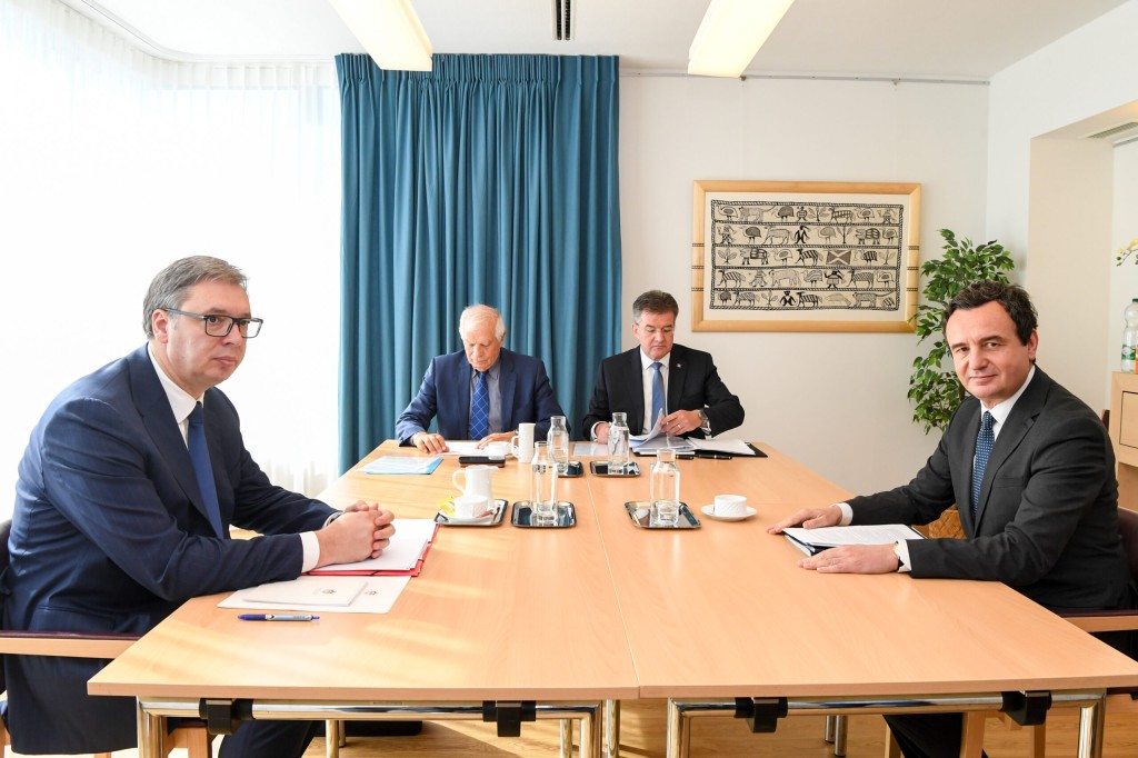Aleksandar Vučić, Žozep Borelj, Miroslav Lajčak i Aljbin Kurti Foto:European Union