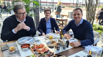 vucic brnabic mali copy