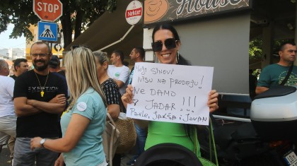 1721898450 NESS7521 b copy