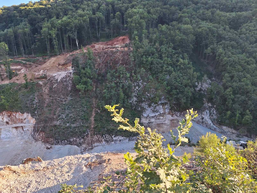Nepotrebna, preplaćena i građena na nezakonitim osnovama 2 Brana Svrackovo kod Arilja Foto Radar 1 copy