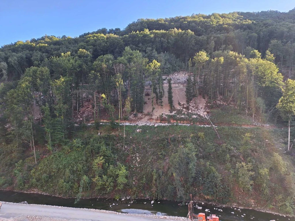 Brana Svrackovo kod Arilja Foto Radar 21 copy