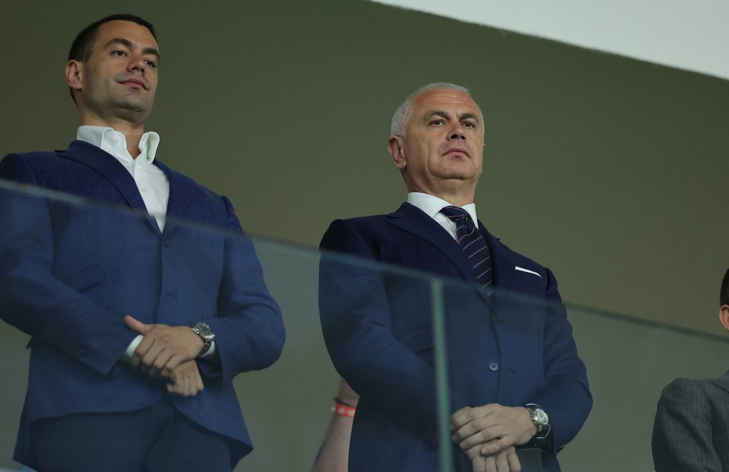 Vlast finansijski pomaže i osumnjičenom za pokušaj ubistva 2 Kostadin i Zvezdan Terzic Foto Starsport 2 copy