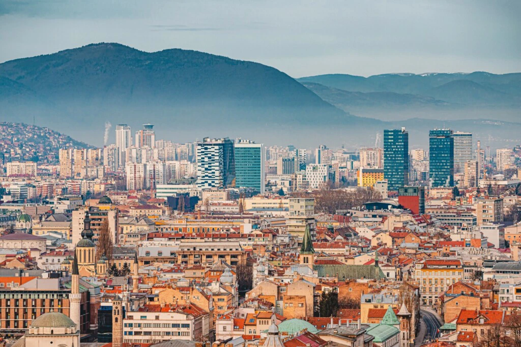 Trgovanje sa Srpskom 3 shutterstock 2460647849