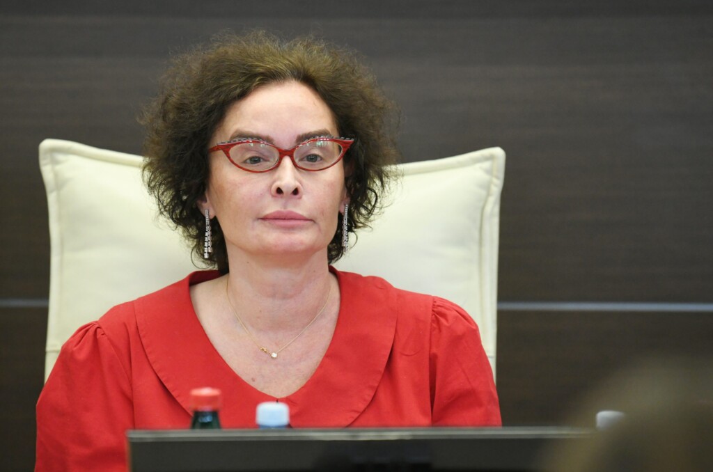 Jedni se povlače iz izbora za Savet REM-a, drugi se uvlače u Asocijaciju (prorežimskih) novinara Srbije 3 1657715123 VEC 8580 01 scaled 1