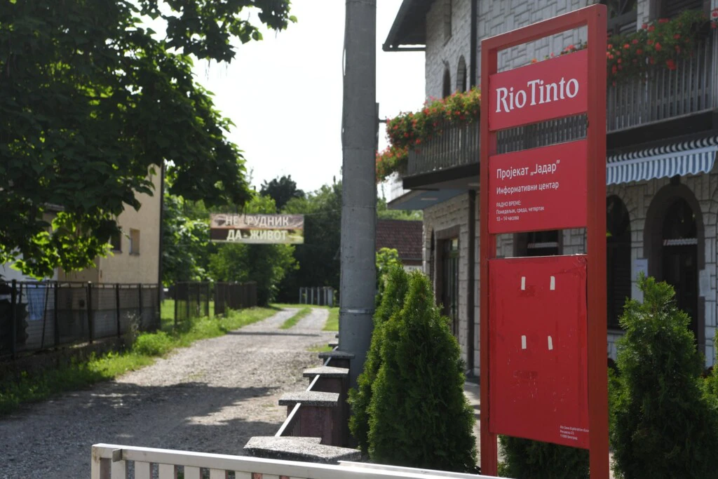 Orvelijanski rečnik vlasti 5 1627458672 FIL 1845 02 scaled 1