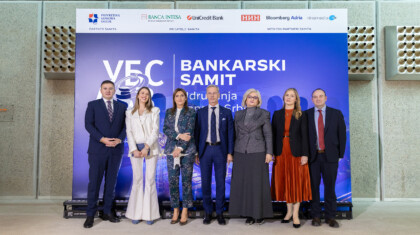 1panelguvernera copy