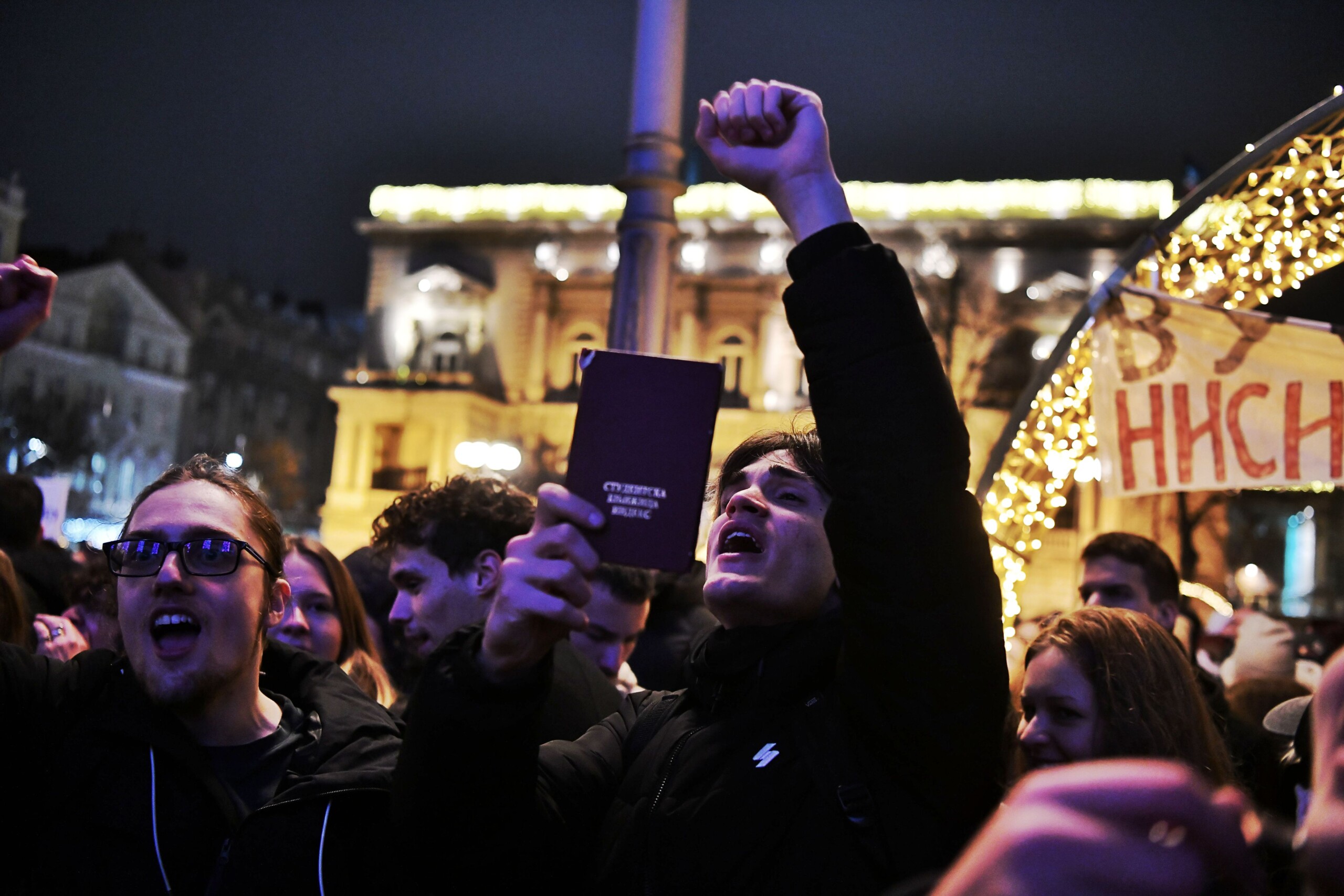 Protest ispred Predsednistva 111224 Foto Goran Srdanov 26