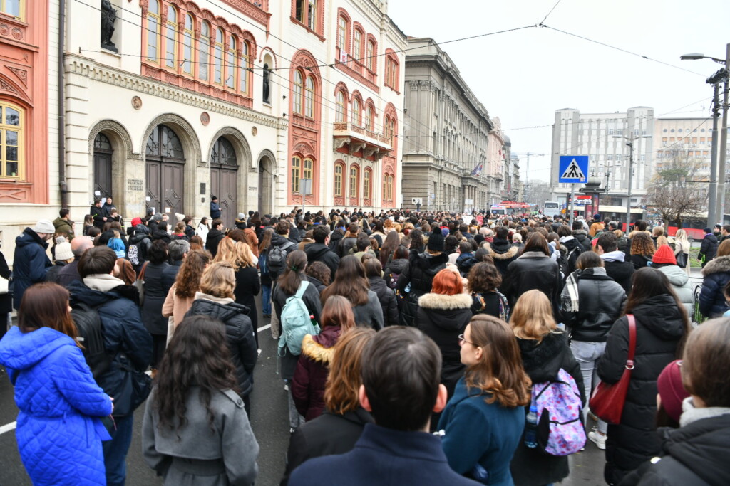 Pogubni potezi pojedinih akademika nedostojni SANU 2 rektorat Foto vesna lalic nova rs 19