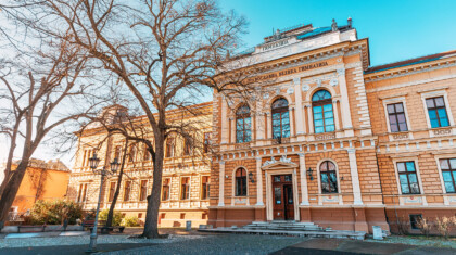 shutterstock 2423007597 frantic00 Shutterstock.com copy