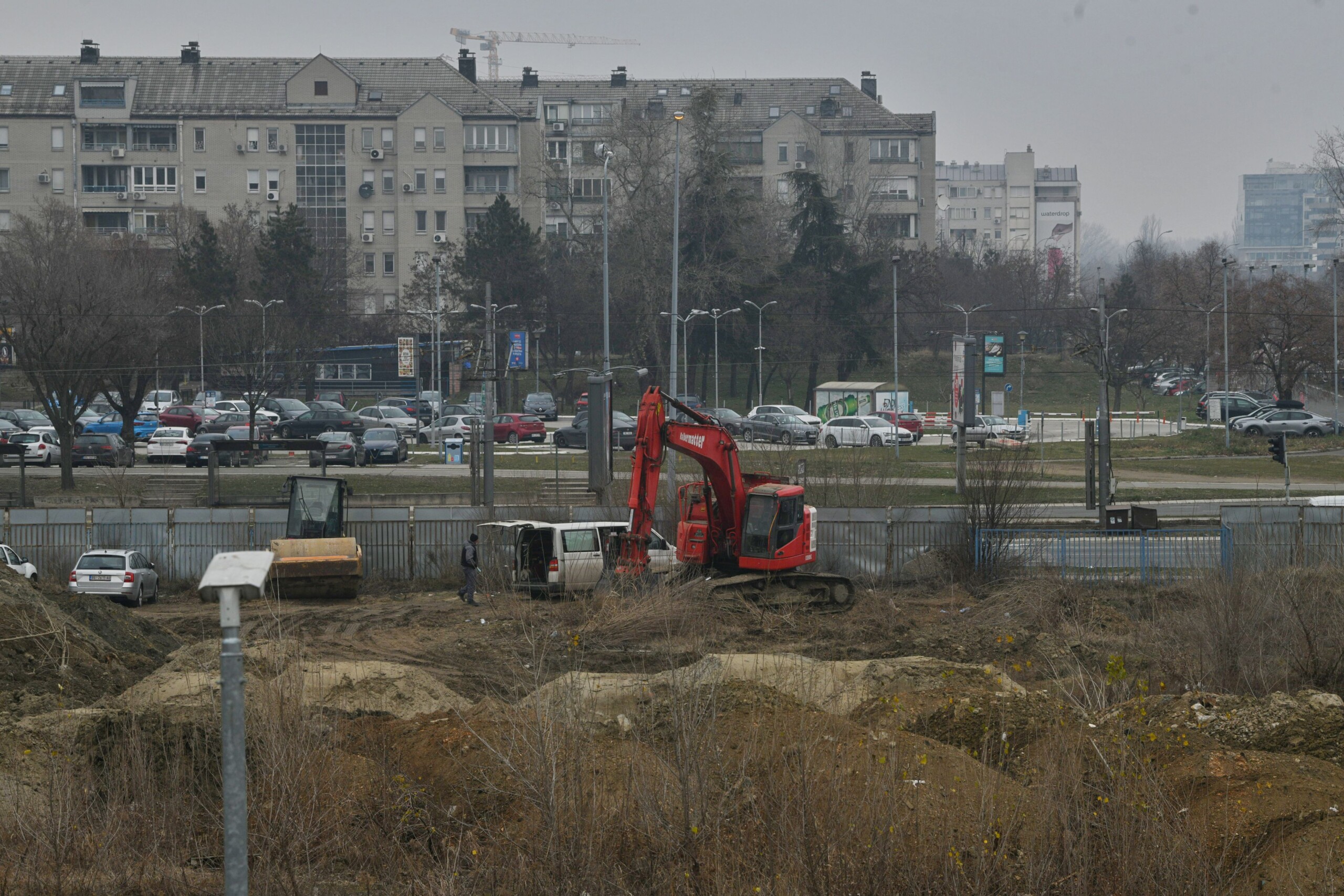 Bez zaposlenih grade kulu od sto metara 1 lokacije nove zeleznicke stanice foto Filip Kraincanic Radar 3