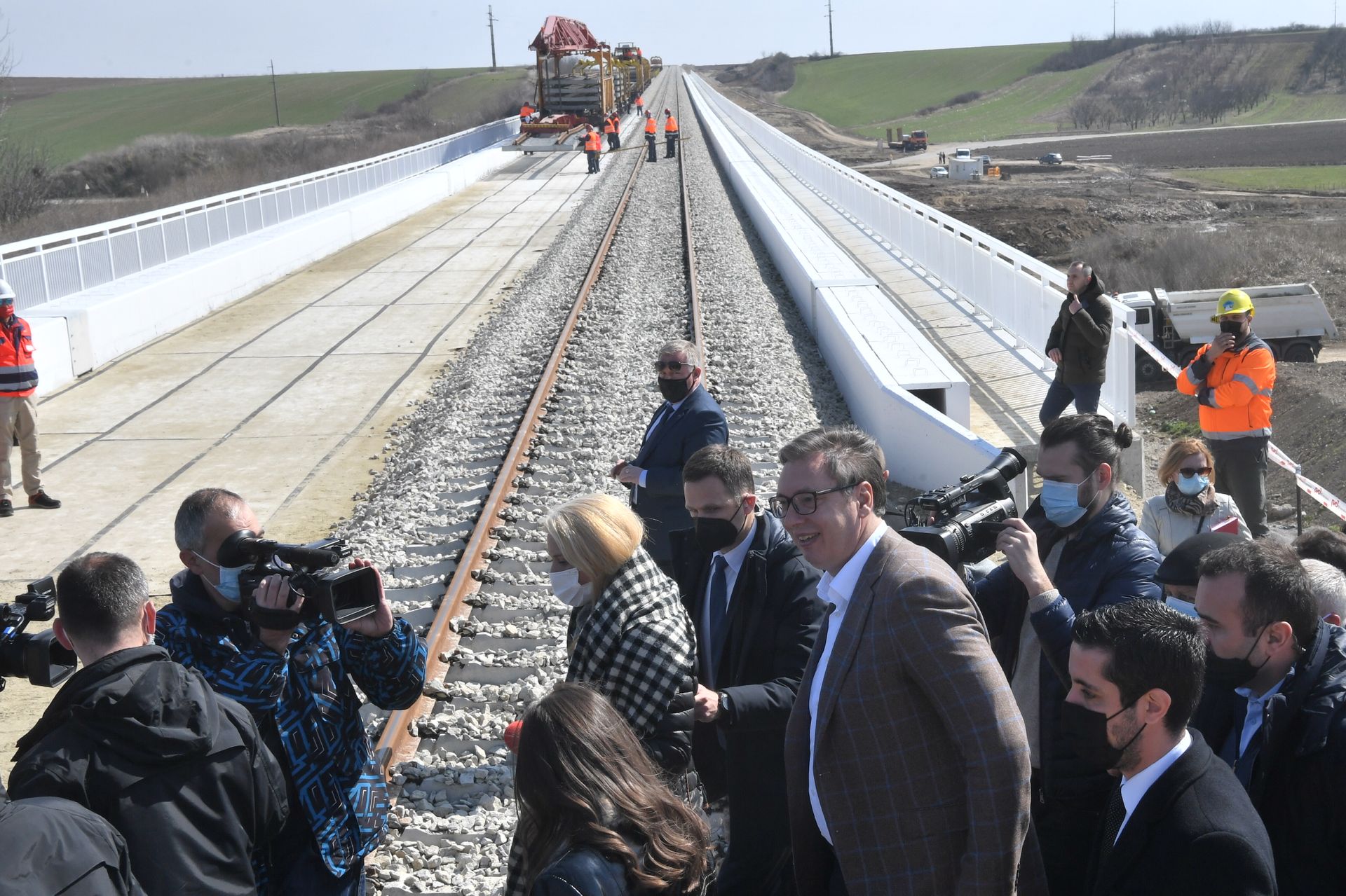 vucic pruga Foto dimitrije goll predsednistvo srbije 2