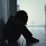 Društvo pod pritiskom, deca u problemu 5 shutterstock 2263300709