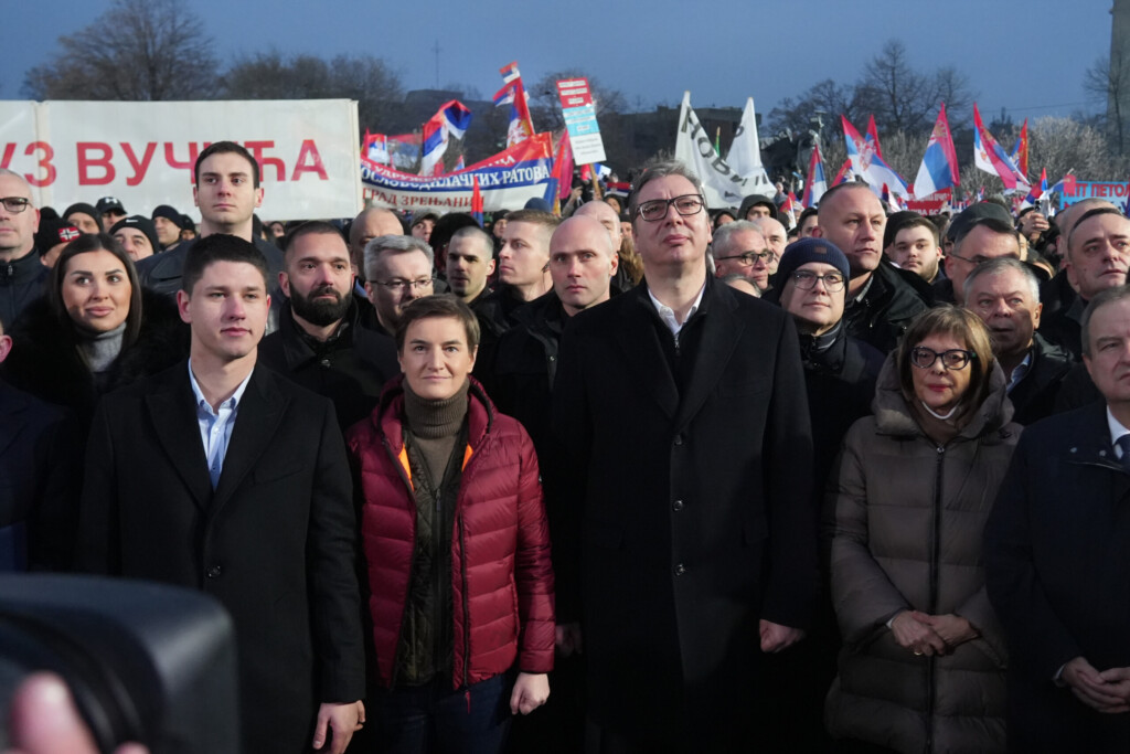 Mi na Balkanu živimo u "dobu mamlaza i mufljuza" 2 vucic mitrovica 15022025 0119
