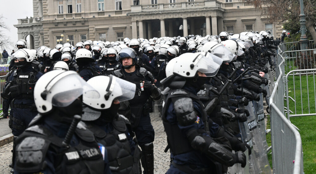 Vučić nije prešao granicu bezobzirnosti, jer ona za njega i ne postoji 3 Najveci Protest 15 za 15 Foto Vladislav Mitic Nova rs 8 copy