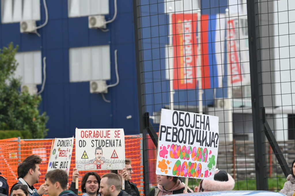 Ako ne pobedimo mrak, mrak će pobediti nas 3 Protest „Akcija Dezinformer 290325 Foto Amir Hamzagic 1