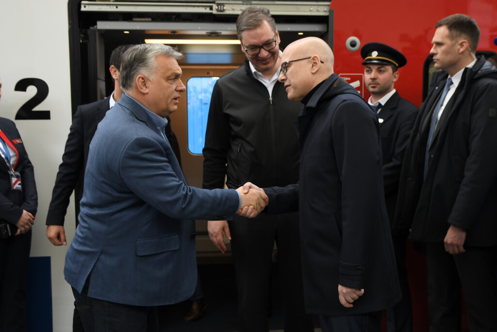 Vlast u novu opasnost srlja i brže od 200 na sat 2 Viktor Orban Aleksandar Vucic Foto Nenad Mihajlovic Nova 4
