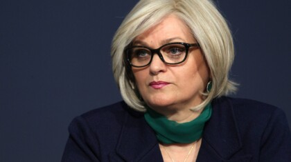 arh tY3HL Beta 92ysbjss1x scaled 1