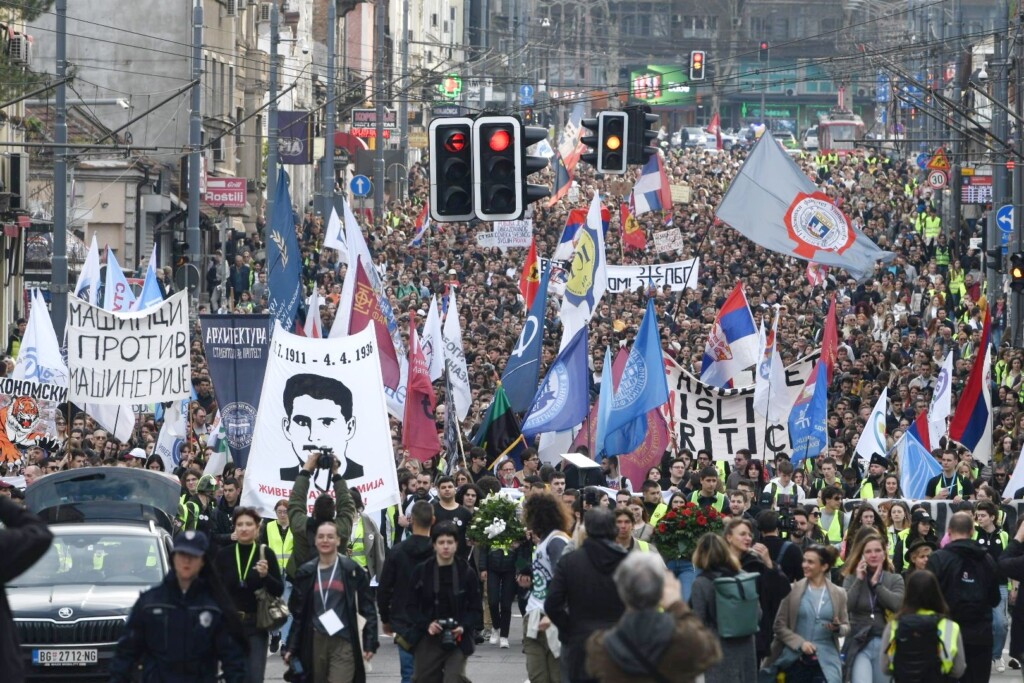 Ključ trijumfa u studenskoj je ruci 4 dan studenata protest 040425 foto filip kraincanic nova rs 46