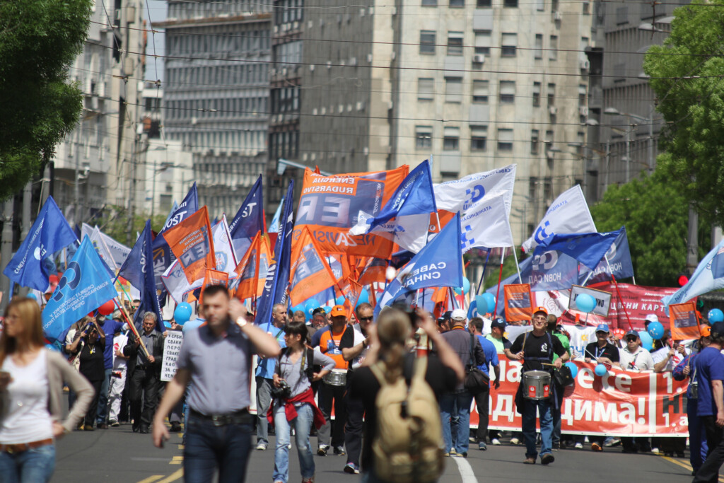 Vreme oprezne nade 3 maj protesti bgd 01052015 019