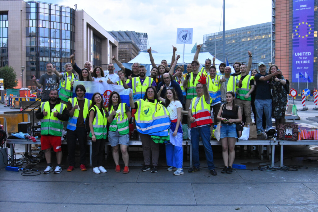 1747121240 studenti brisel 12052025 0040 scaled 1