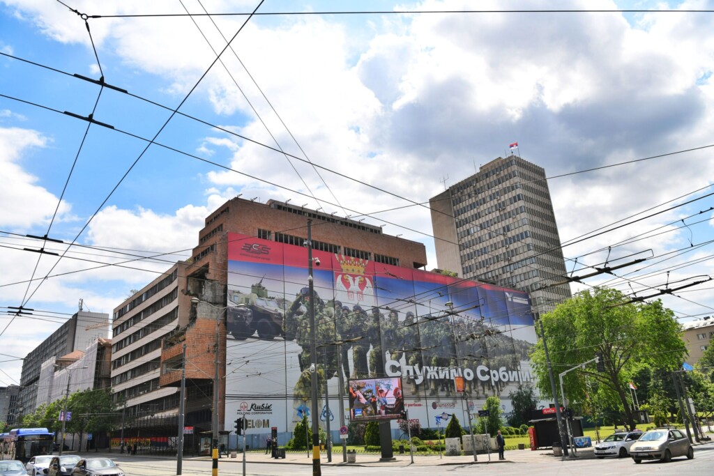 Ruši, nije spomenik ako predsednik kaže 2 1747567568939