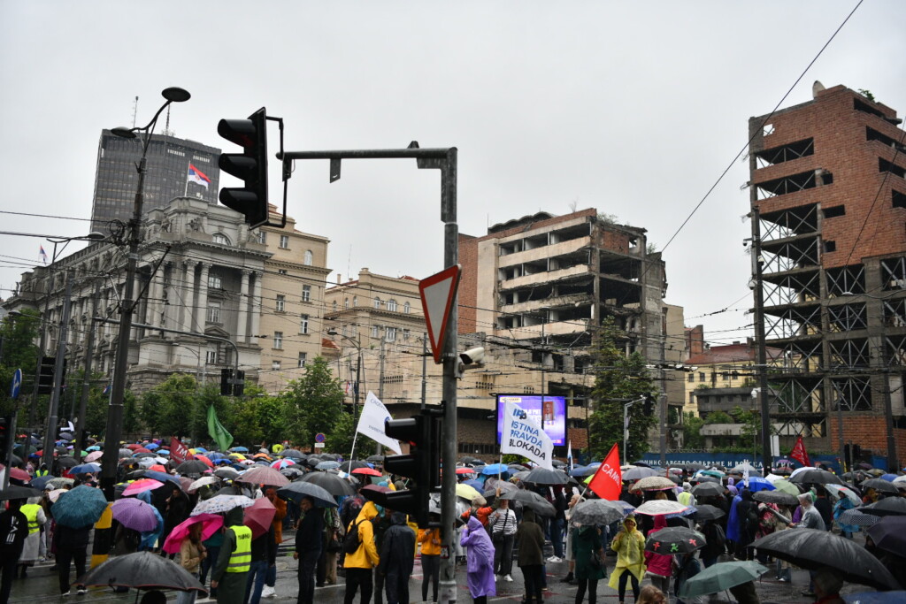 Stranom investitoru profit, državi preveliki rizici i potencijalni gubici 3 protest odbranimo univerzitet 230525 foto vesna lalic nova rs 33