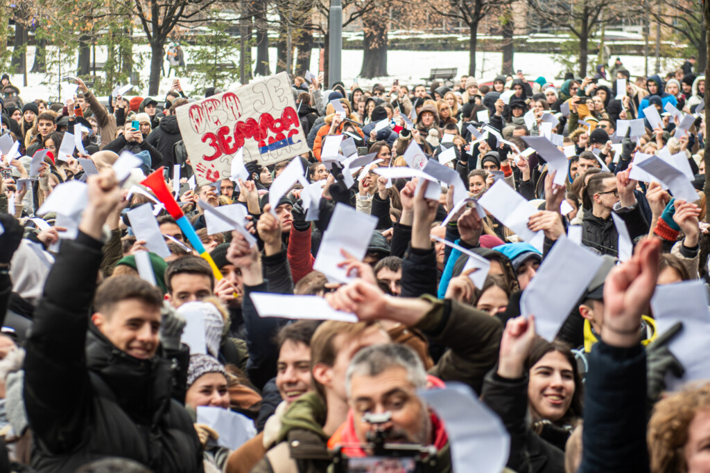 Fokus na korumpirane lopove 2 foto studenti u blokadi Aleksa 17
