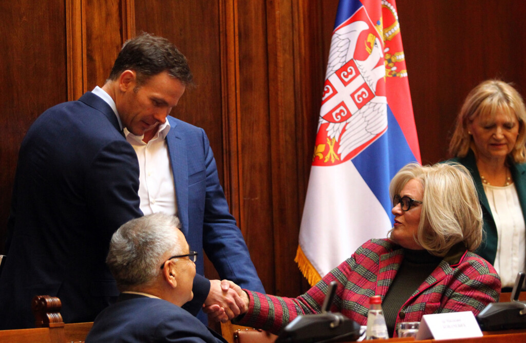 I tata bi, sine 3 odbor finansije 04122022 0005