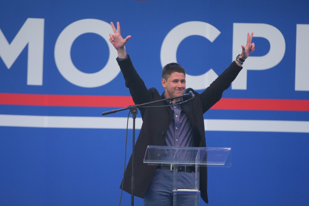 Kome se priviđa nacizam i boljševizam 2 skup miting 12042025 0012