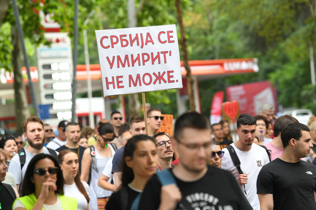 Tompsonov koncert je klanje u notama 3 studentski protest Vidimo se na Vidovdan Foto Amir Hamzagic Nova 9