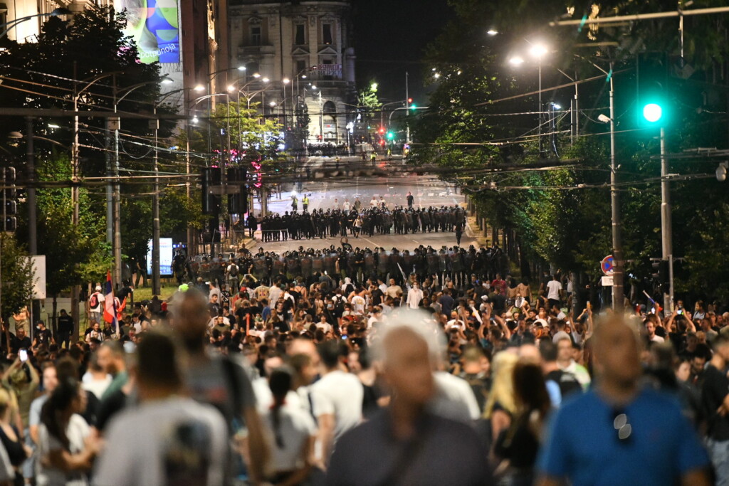 Vlast nelegitimna, batina realna 9 vidimo se na vidovdan protest 280625 foto vesna lalic nova rs 60