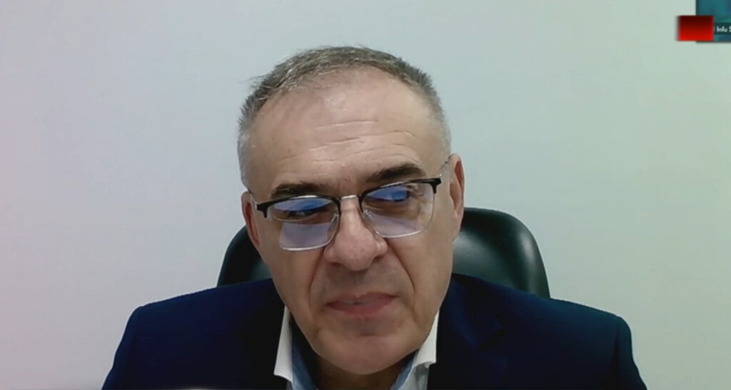 Dva i po upaljača i kutija šibicara 2 1749499042 Screenshot 7