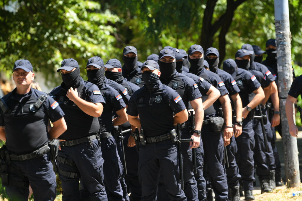 Borba sa građanima i sopstvenim demonima 5 1751272747 Blokada kod Poljoprivrednog fakulteta 300625 Foto Amir Hamzagic 12