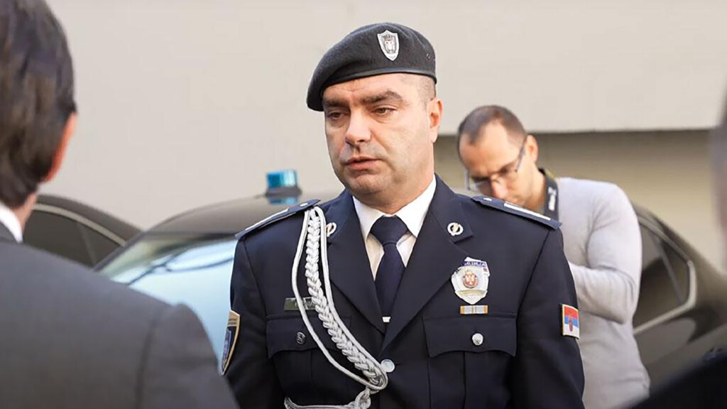Poslednji čin obračuna sa narodom 7 1751656843 Marko Kricak Bratislav Gasic foto youtube MUPRepublikeSrbijeRS 2 529x940
