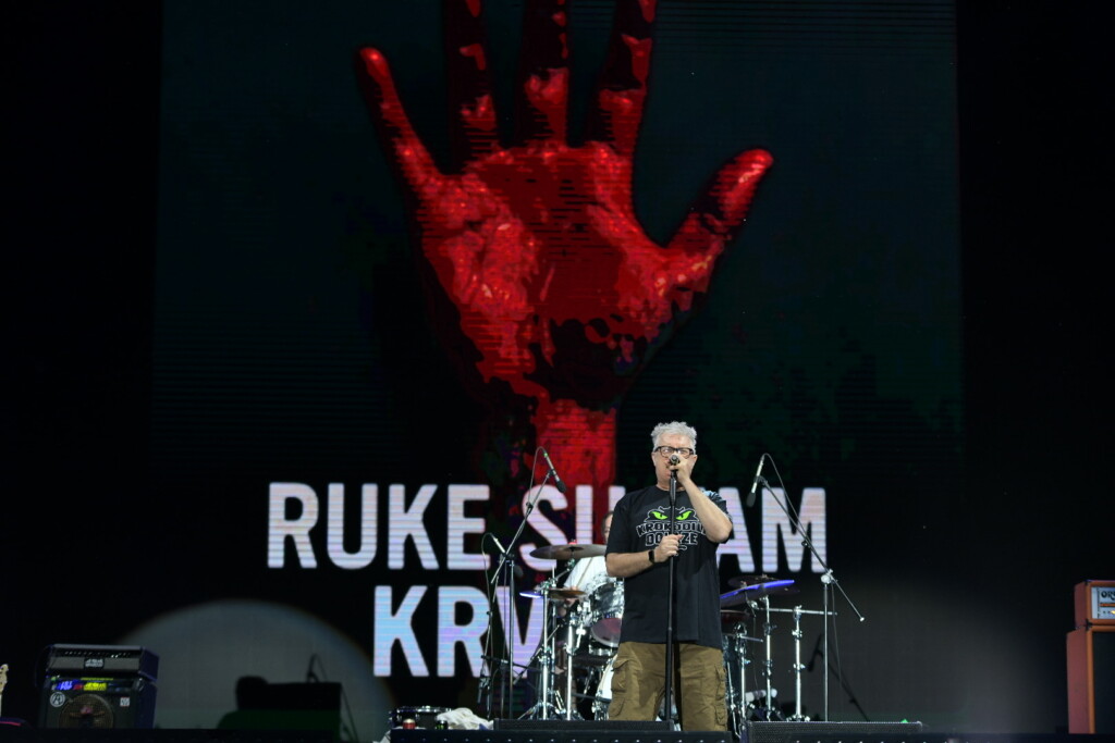 Čopor predatora čiji je glavni plen sopstveni narod 6 1752175365 atheist rap exit foto nenad mihajlovic 7