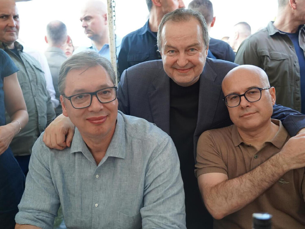 Feed the Master to Be Devoured