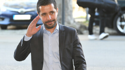 1712325832 HAM 8719a copy