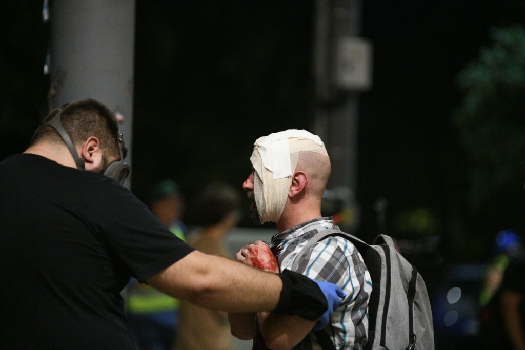 Poslednji trenutak da se zaustavi nasilje i vratimo u okvire Ustava i zakona 3 Protest „Nismo vreca za udaranje 150825 Foto Filip Kraincanic 7