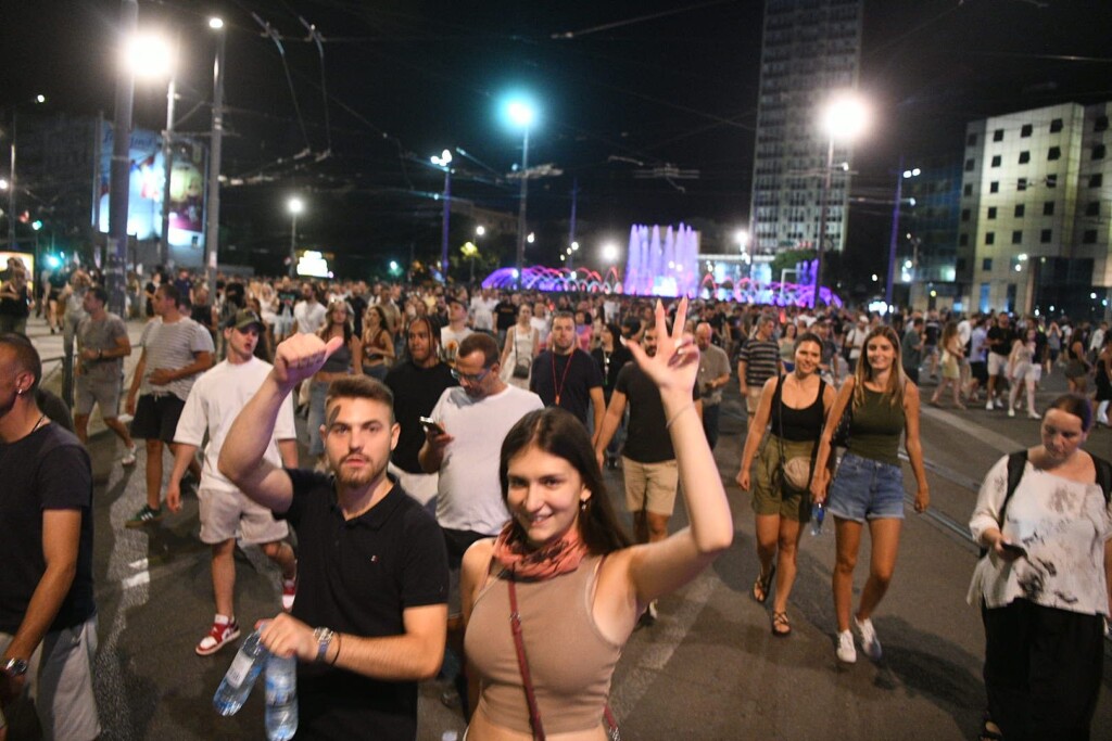 U potrazi za trećim putem – bez stranaka 2 Protest „Srbijo probudi se 130825 Foto Filip Kraincanic 24