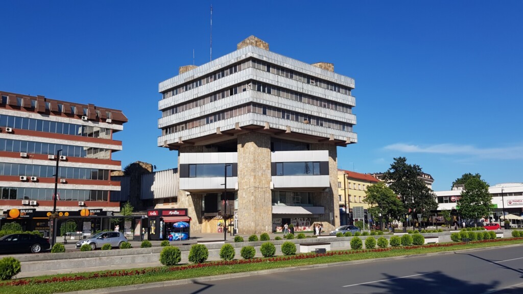 Profit važniji i od dece 4 shutterstock 2476143143