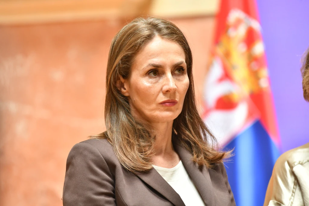 Nepočinstva iz crkvenog Ćacilenda 7 un women 06062024 0006