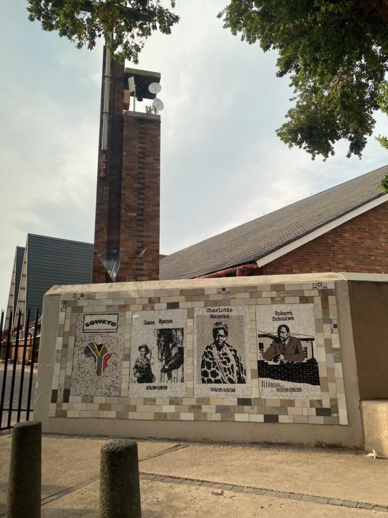 Segregacija iza bodljikavih žica 7 Soweto foto rhys hartley 4