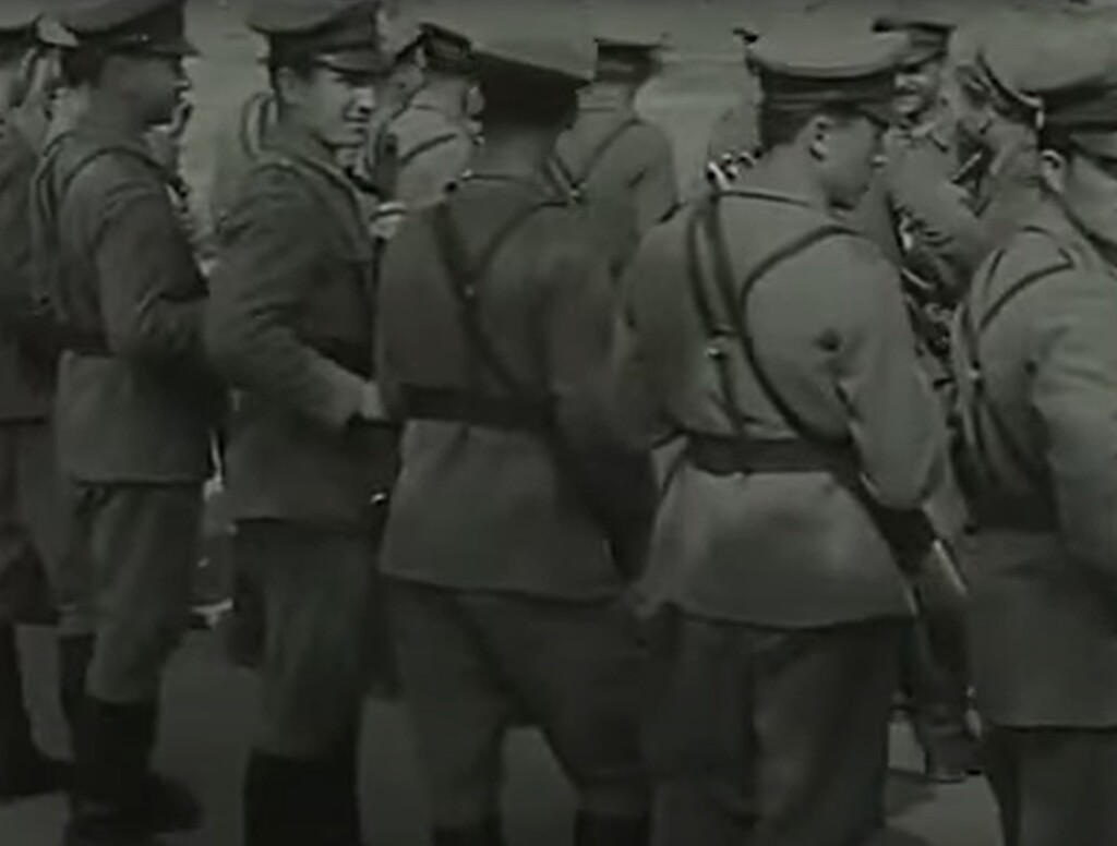 Šta bi Makavejev danas snimio na Paradi 2 parada makavejev