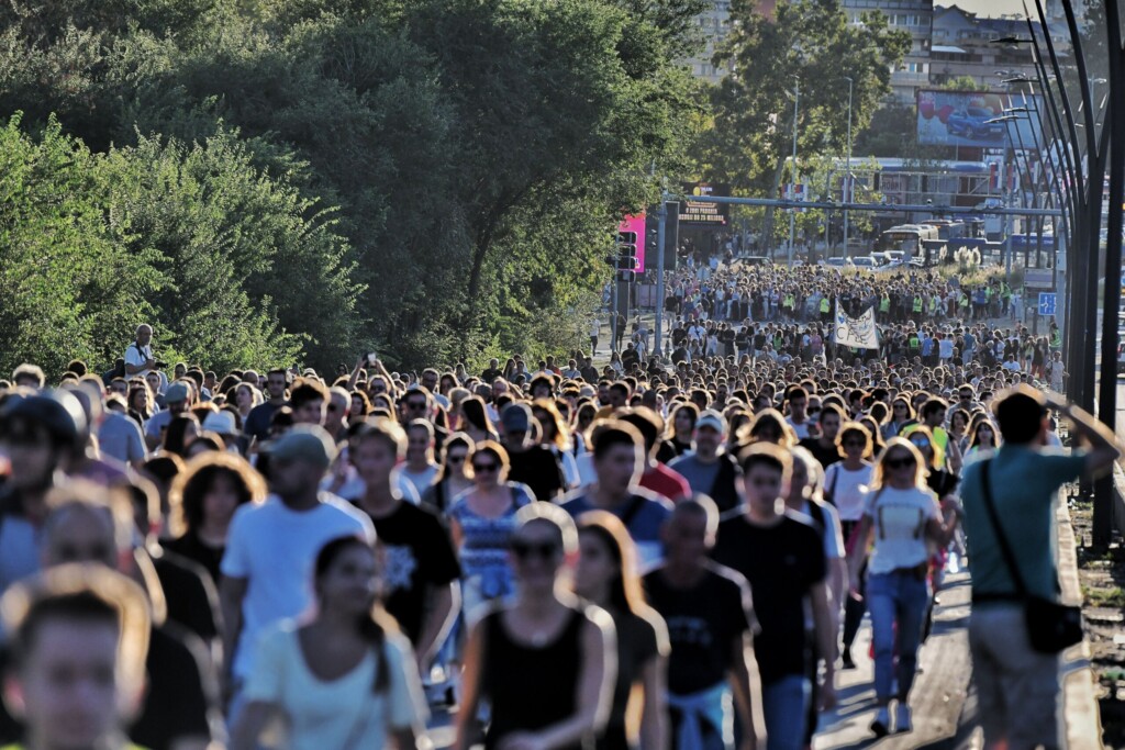 Ima bunta, straha nema 4 veliki protest srednjoskolaca i studenata 10 meseci od pada nadstresnice foto goran srdanov nova rs 28