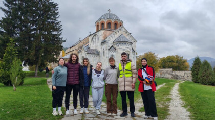 Nema većeg prsta u oko režimu i režimskom sinodu 10 1760983512 Studenti u blokadi Drzavnog univerziteta u Novom Pazaru