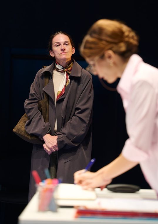 Teatar koji prati šta tišti društvo 2 Gidionov cvor glumice Dubravka Drakic i Kristina Obradovic foto Dusko Miljanic