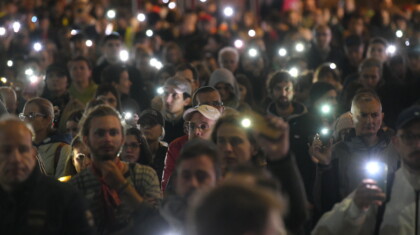 Teror je poslednji odgovor vlasti 12 Komemorativna setnja 11 meseci od pada nadstresnice Foto Amir Hamzagic Nova rs 21