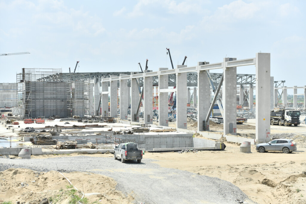 Velike ambicije na ivici provalije 2 expo gradiliste 11062025 0033