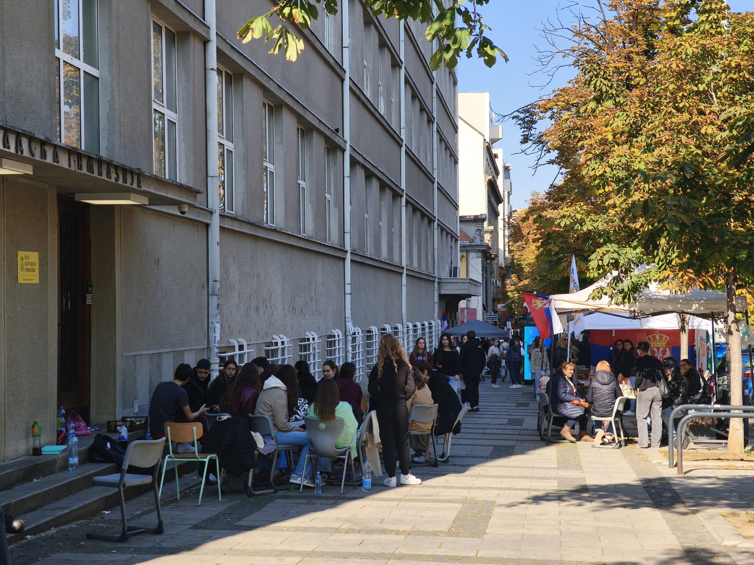 Teror nad školom, nastavnicima i učenicima 1 peta gimnazija 16102025 0002